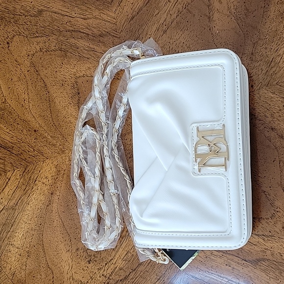 BADGLEY MISCHKA Small Square Crossbody, Folded Style, Big Logo, White, NWT - Picture 7 of 14